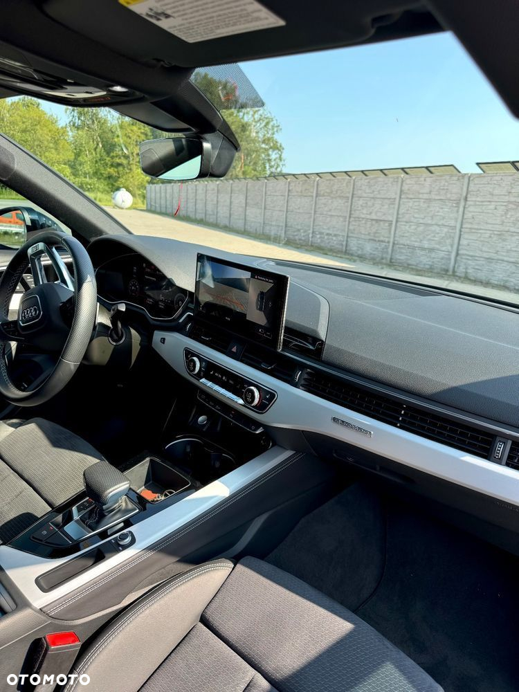 Audi A4 ver-45-tfsi-quattro-s-tronic-s-line - 19