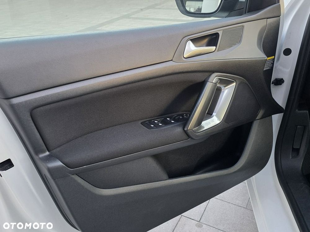 Peugeot 308 - 10