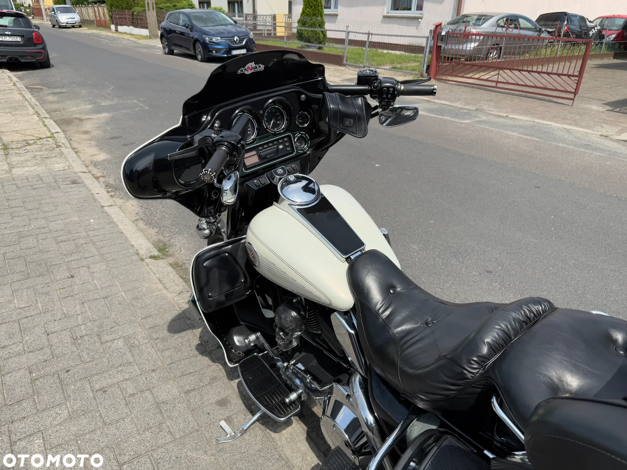 Harley-Davidson FLH Electra Glide - 10