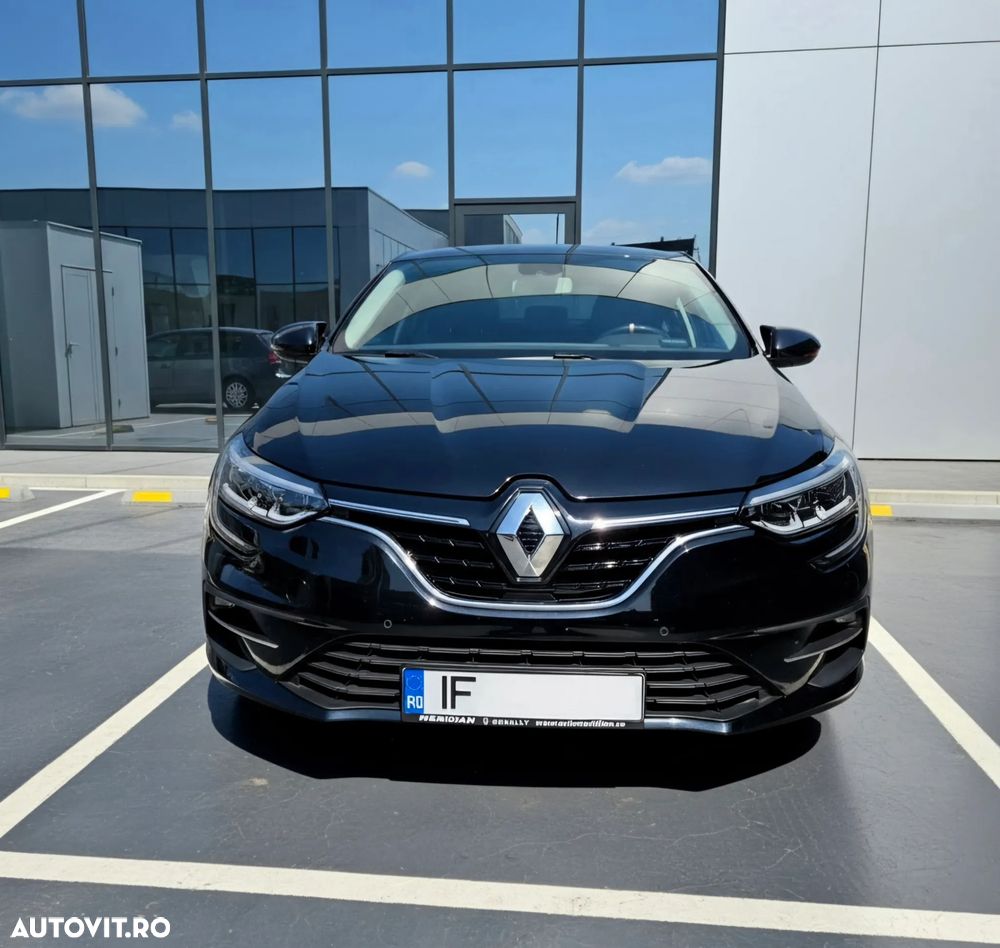 Renault Megane TCE 140 Techno - 6