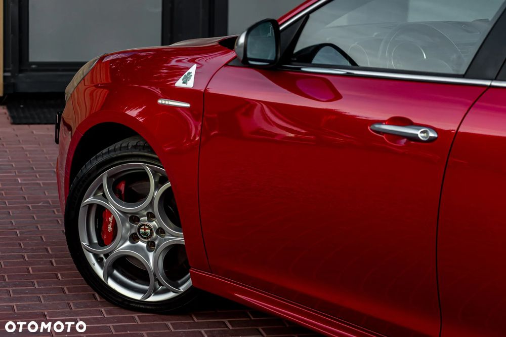 Alfa Romeo Giulietta 1.8 TBi 16V Quadrifoglio Verde - 8