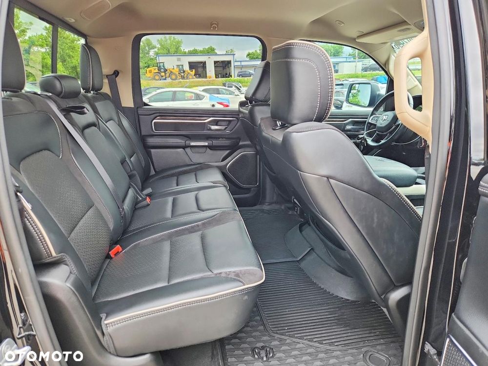 RAM 1500 - 9
