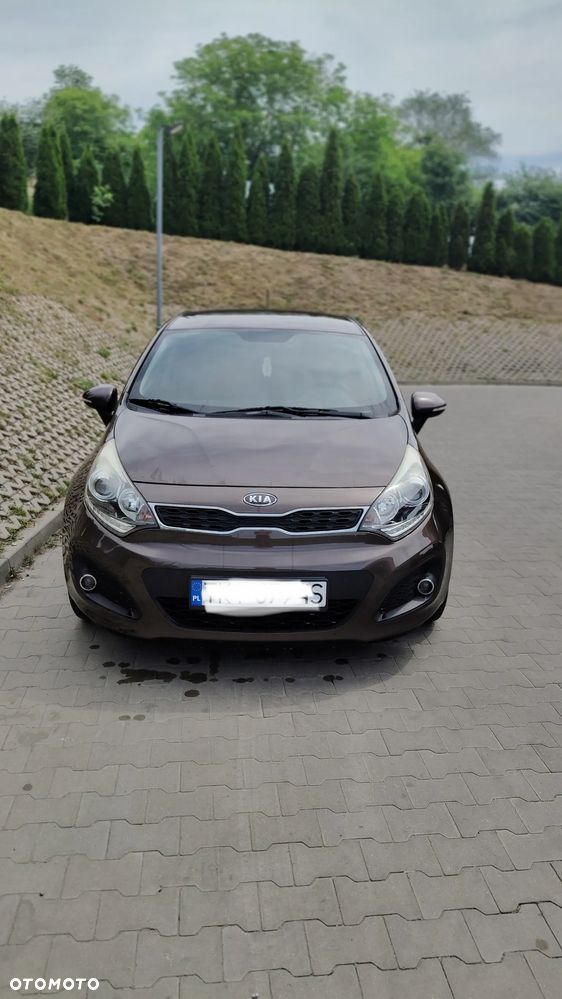 Kia Rio - 3