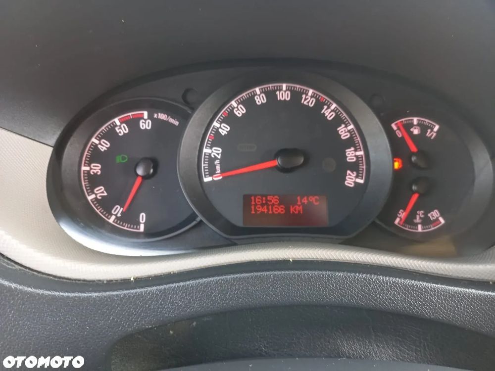 Renault Master 2.3 - 12