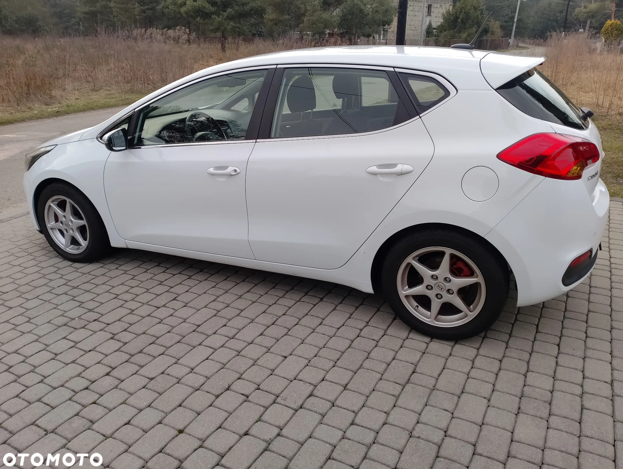 Kia Ceed 1.6 GDI Edition 7 - 11