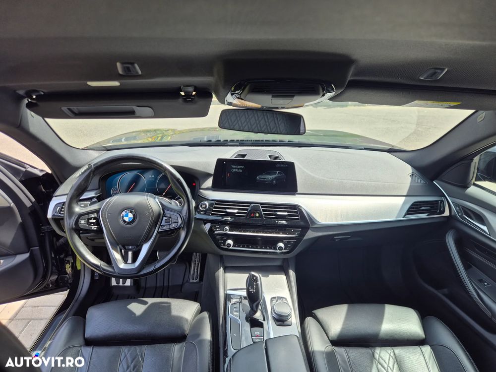 BMW Seria 5 520d xDrive AT - 9