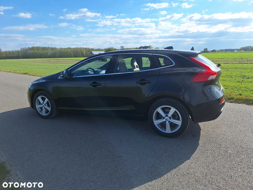 Volvo V40 D2 Geartronic Inscription - 12