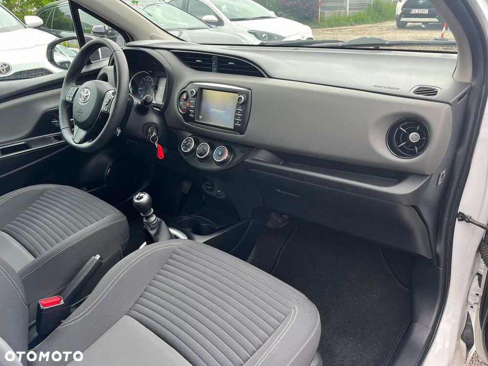 Toyota Yaris - 7