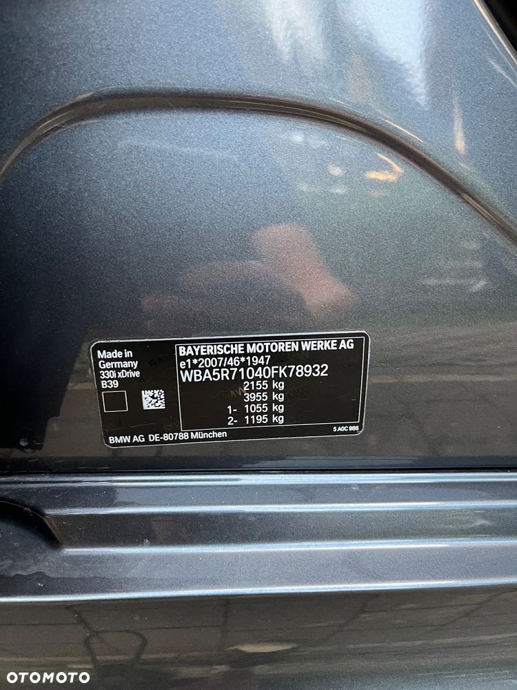 BMW Seria 3 330i xDrive M Sport sport - 31