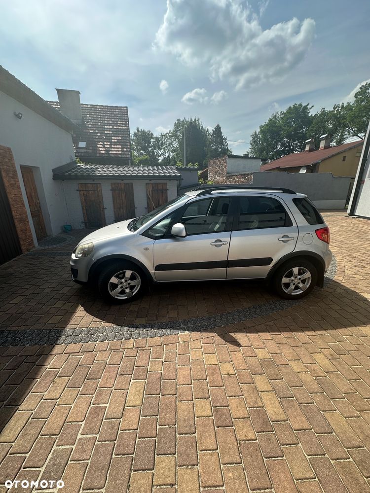 Suzuki SX4 1.6 Premium 4WD - 5