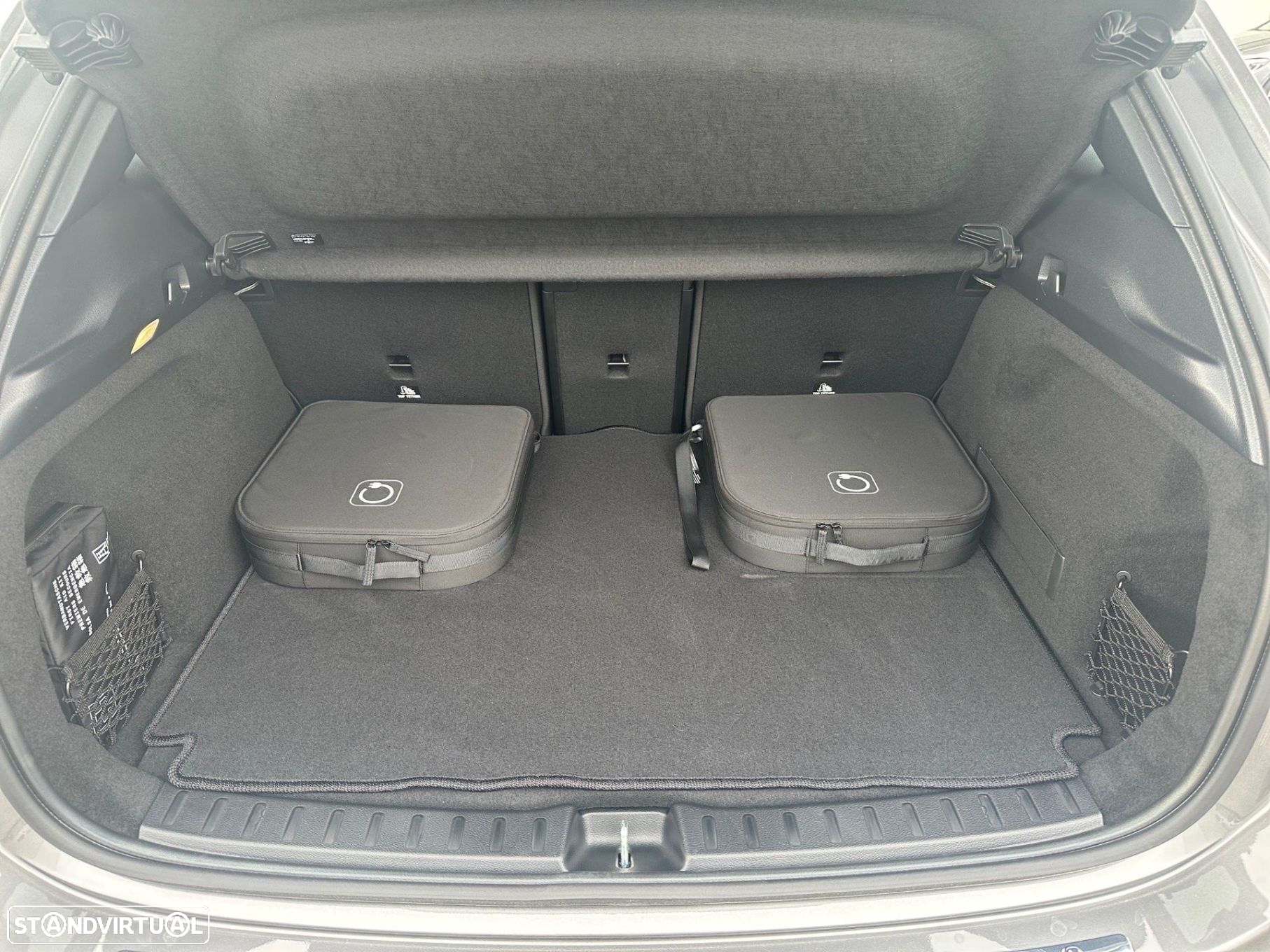 Mercedes-Benz EQA 250+ Progressive - 11