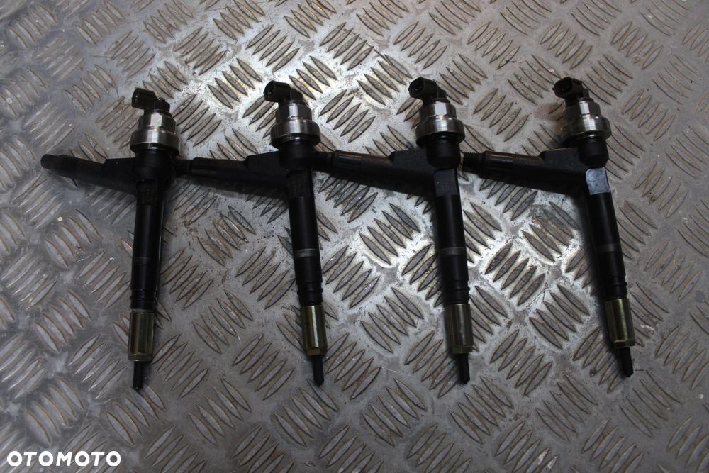 WTRYSKIWACZ WTRYSK WTRYSKI OPEL MERIVA A 1.7 CDTI 100KM 897313-8612 - 2