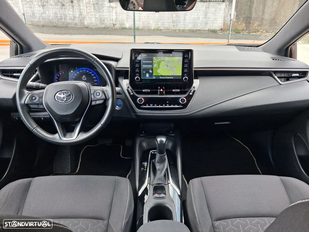 Toyota Corolla 1.8 Hybrid Exclusive - 9