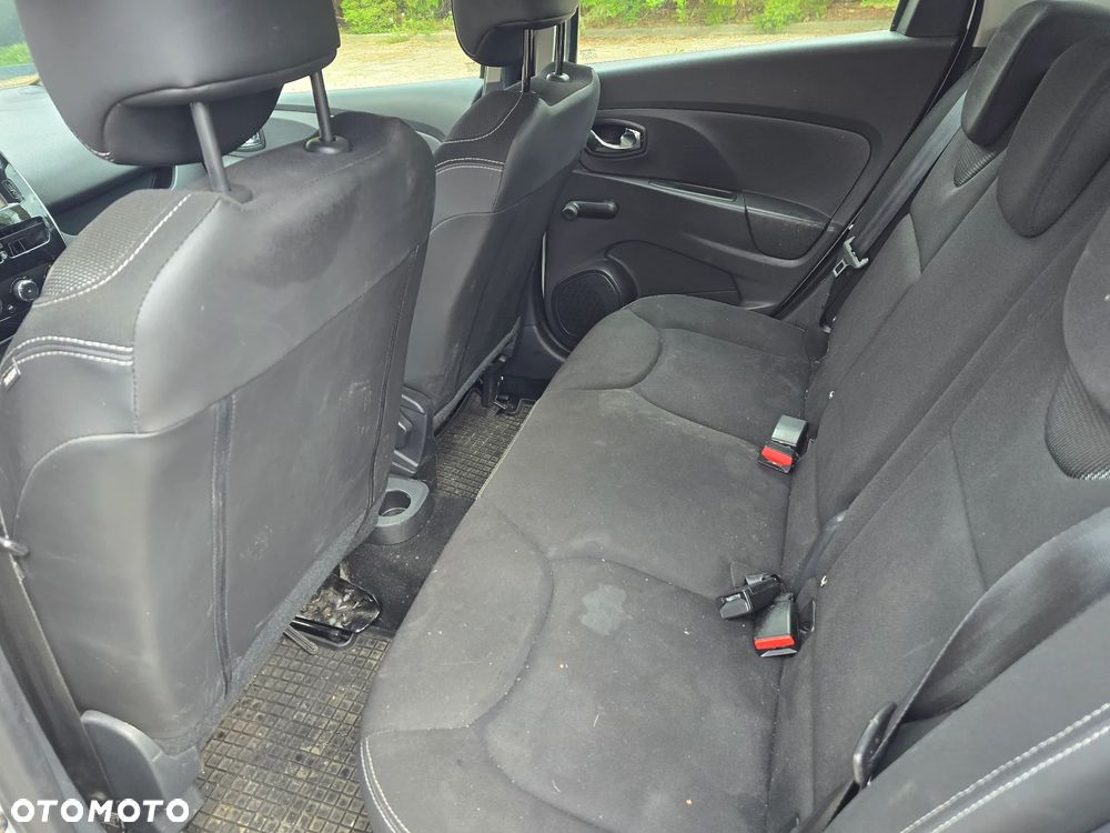 Renault Clio dCi 90 Dynamique - 12