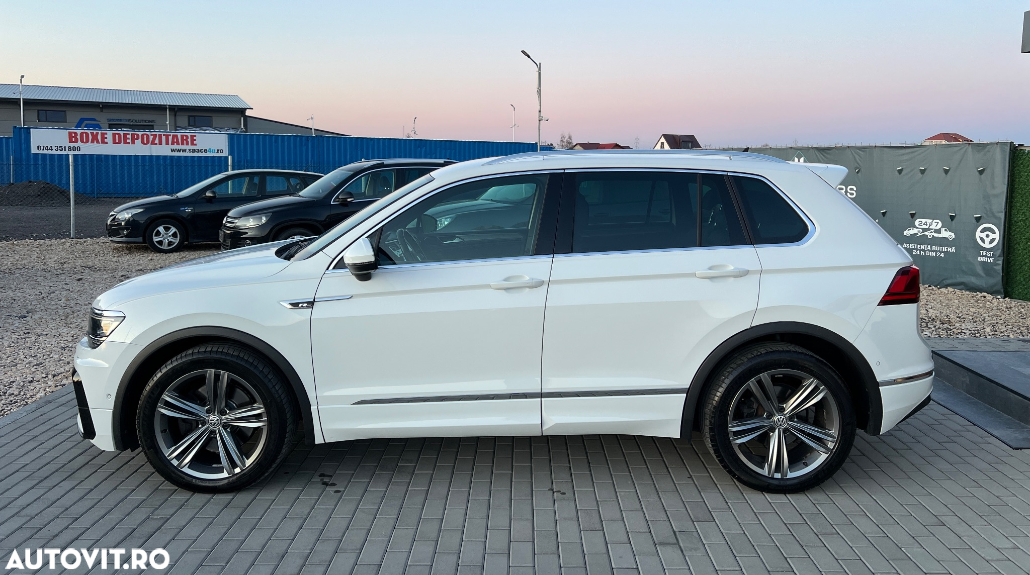 Volkswagen Tiguan 2.0 TDI SCR 4MOTION DSG Highline - 13