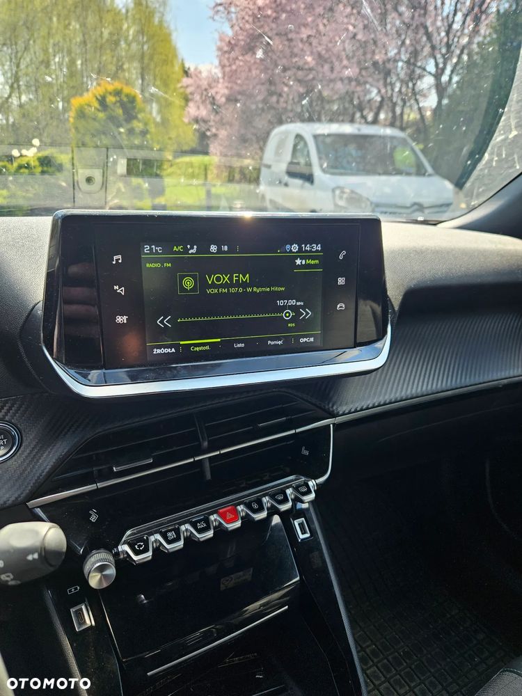 Peugeot 2008 1.2 PureTech Allure Pack S&S EAT8 - 8