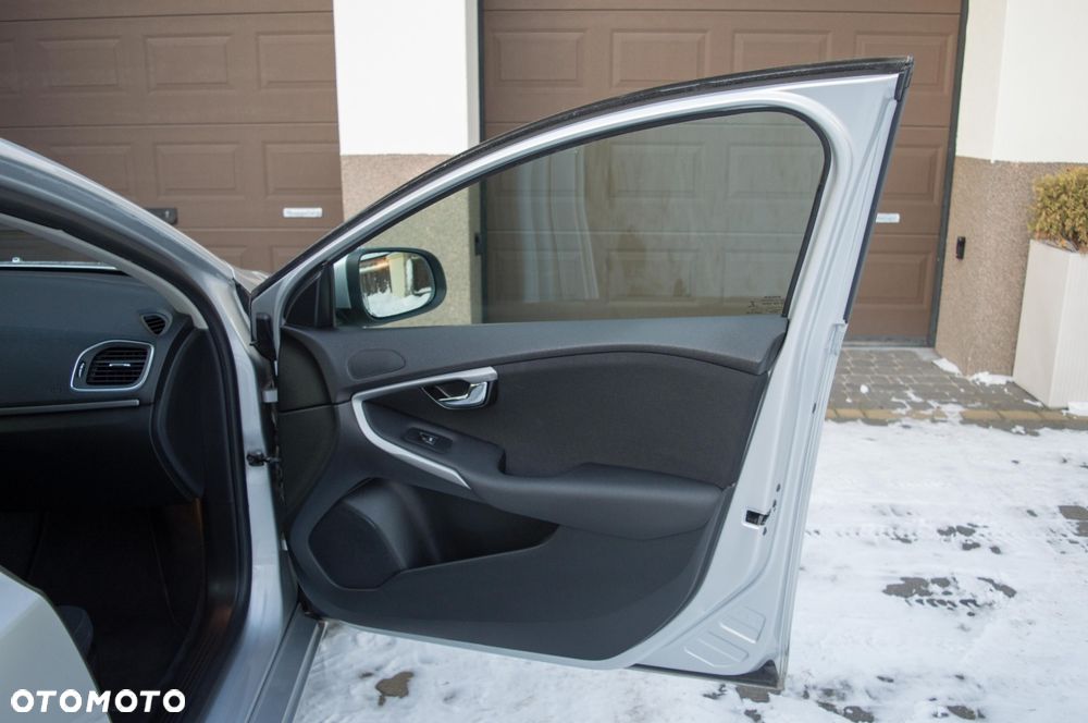 Volvo V40 D2 Drive-E Kinetic - 34