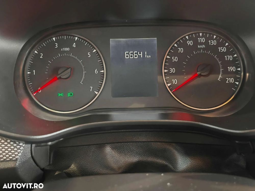 Dacia Logan TCe 90 MT5 Comfort - 17