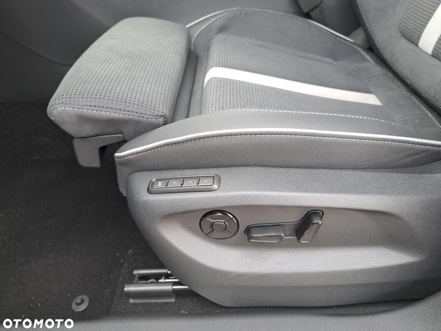 Skoda Kodiaq 2.0 TSI 4x4 Sportline DSG - 18