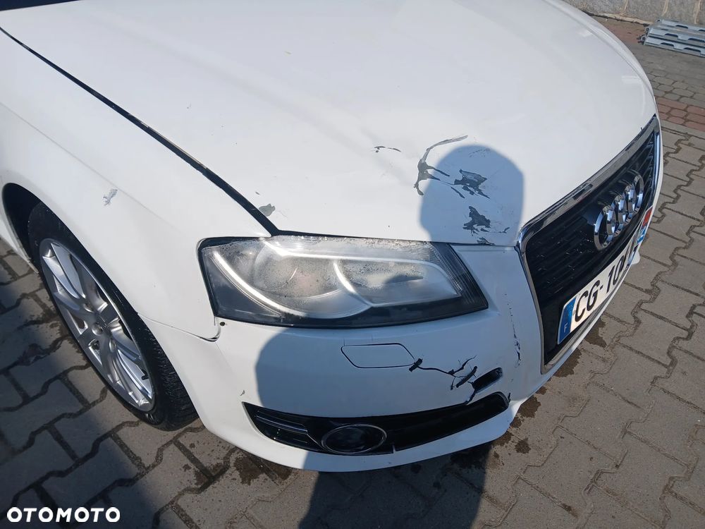 Audi A3 Sportback 1.6 TDI DPF Ambiente - 3