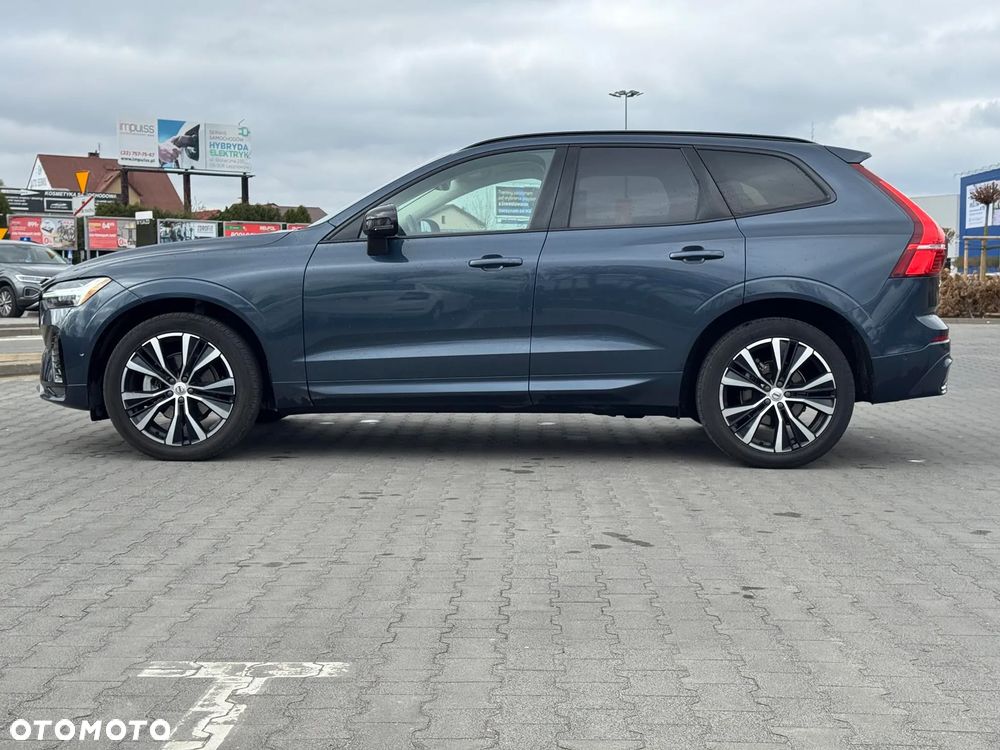 Volvo XC 60 B5 D AWD Plus Dark - 22