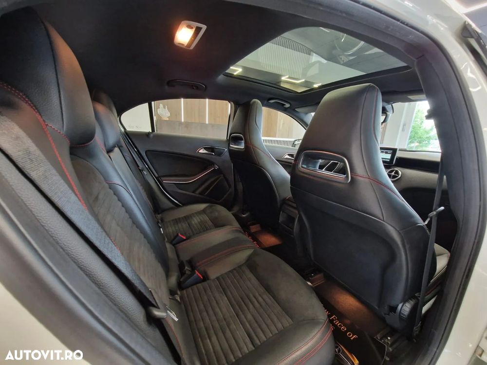 Mercedes-Benz A 180 CDI 7G-DCT AMG Line - 32