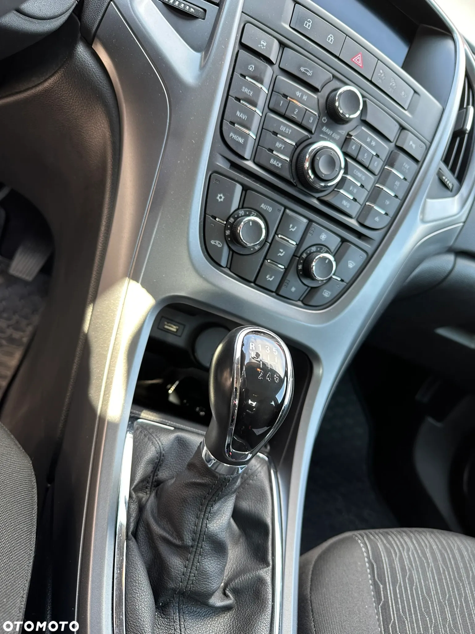Opel Astra IV 1.7 CDTI Business - 12