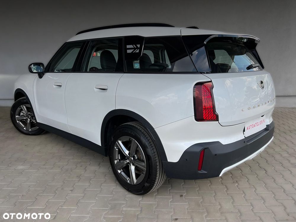 MINI Countryman C Classic Trim - 10