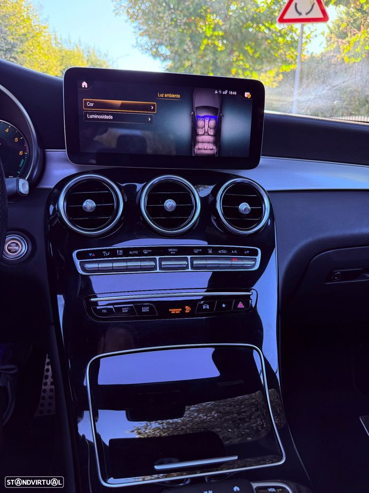 Mercedes-Benz GLC 300 de Coupe 4Matic 9G-TRONIC AMG Line - 39