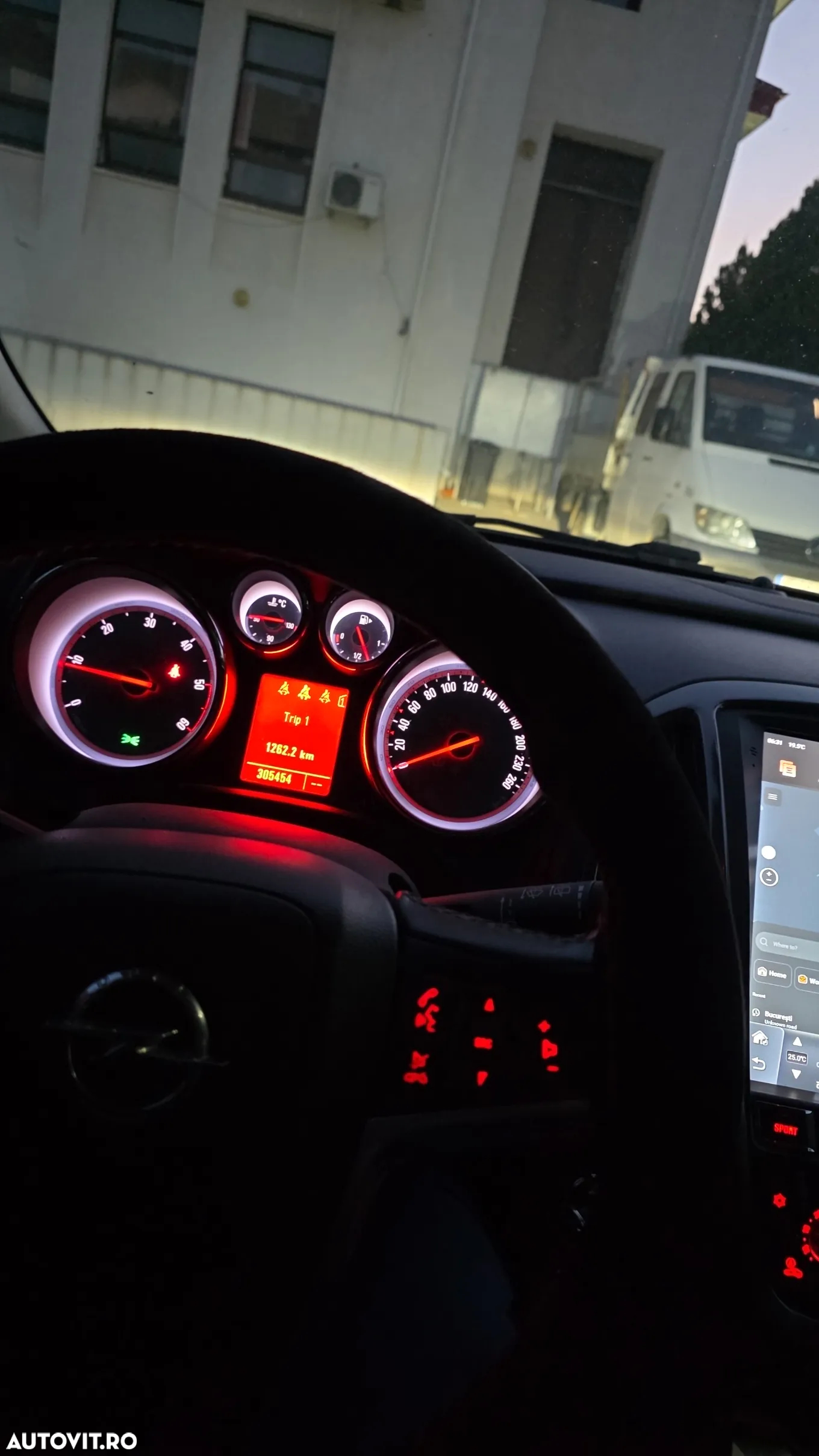 Opel Astra 2.0 CDTI Cosmo - 3