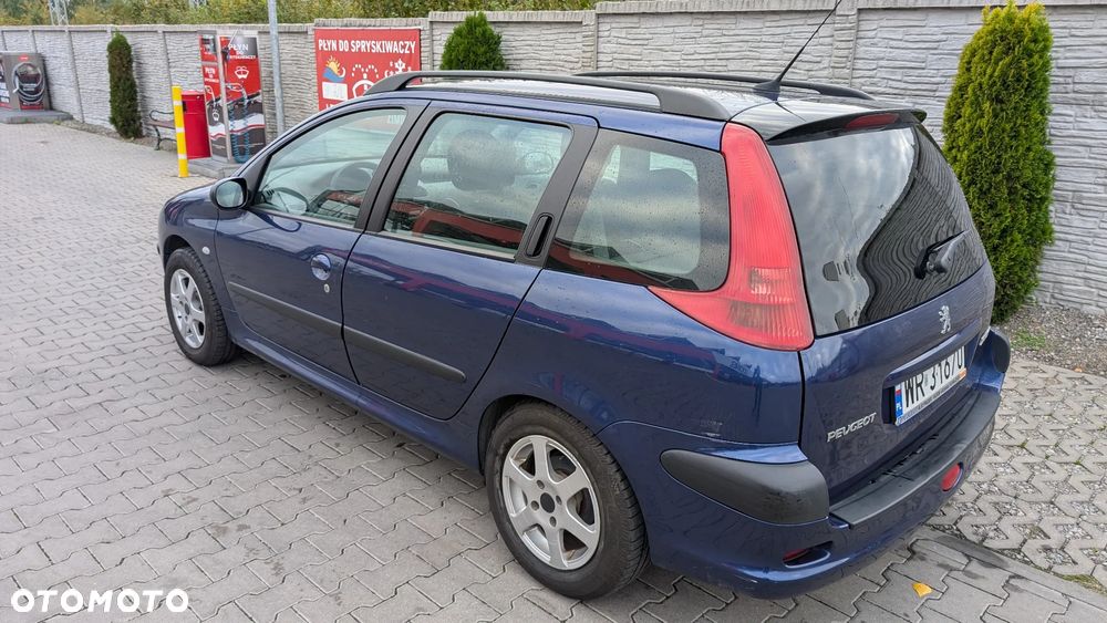 Peugeot 206 2002 photo 3