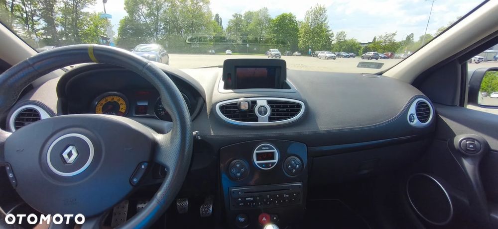Renault Clio 2.0 16V Sport Euro5 - 10