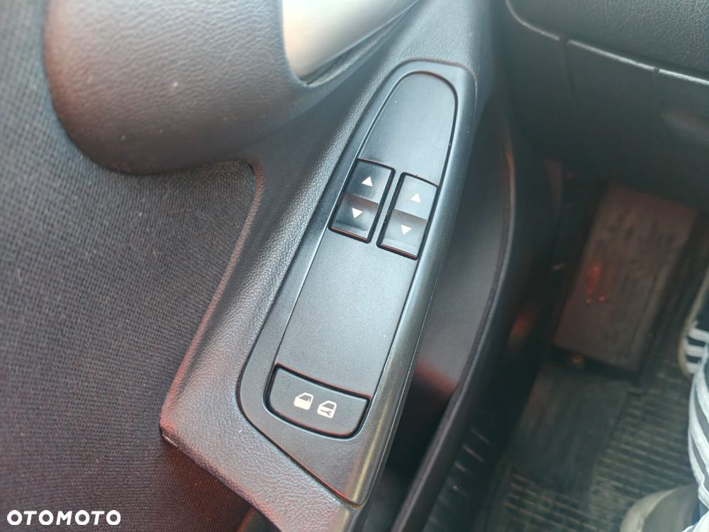 Fiat Stilo 1.9 JTD Multijet 8V Dynamic - 19