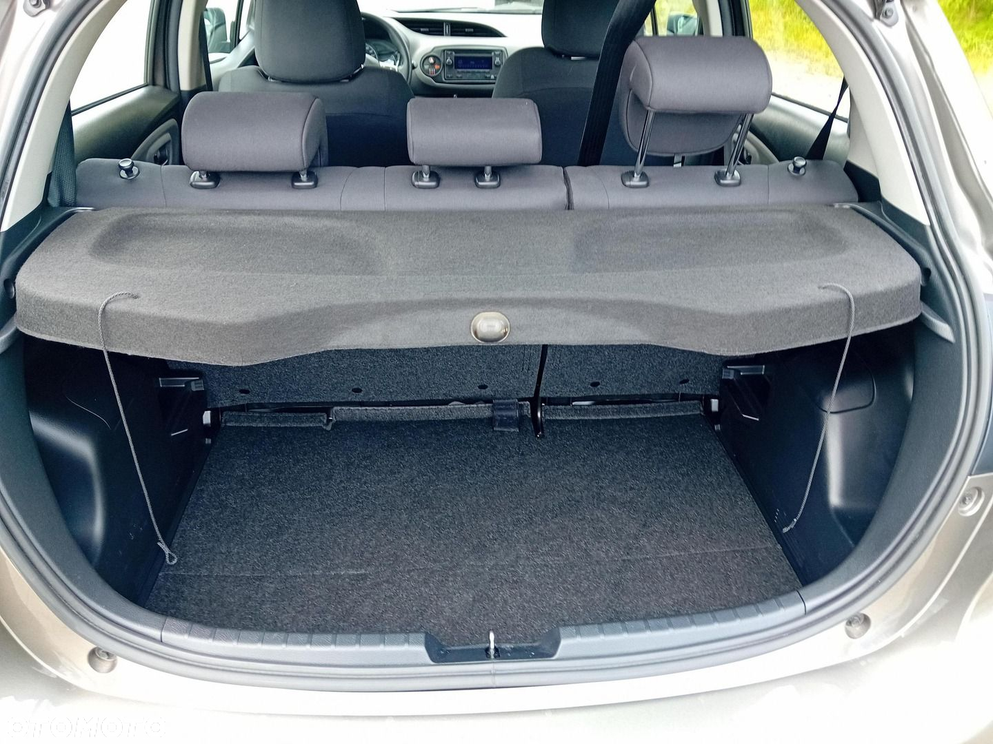Toyota Yaris - 12