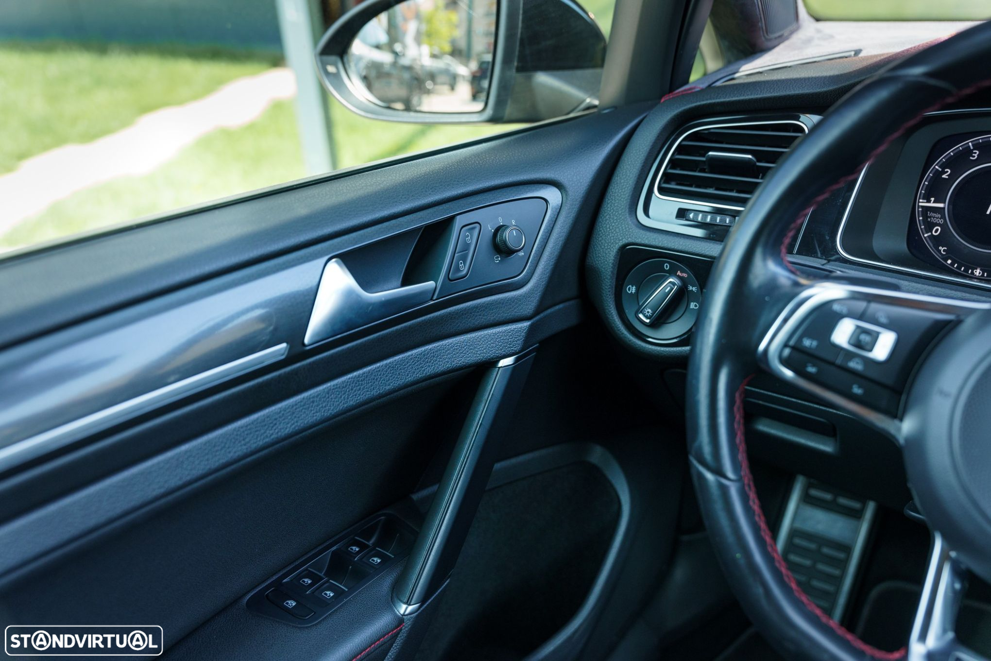 VW Golf 2.0 TSI GTI DSG Performance - 27