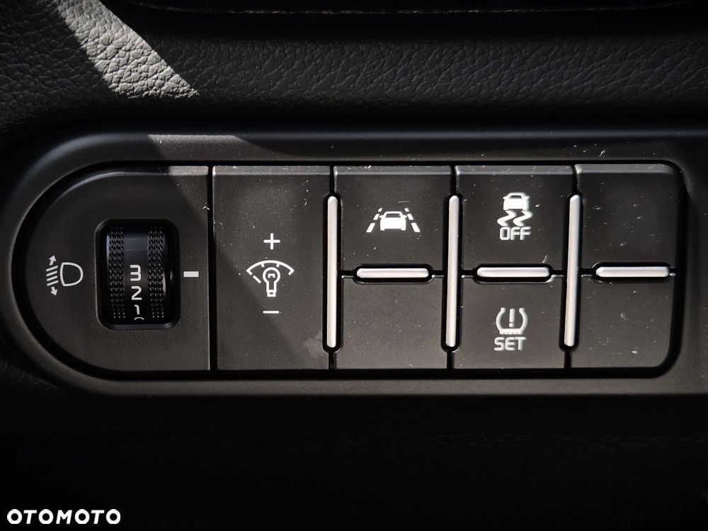 Kia XCeed 1.5 T-GDI M DCT - 23