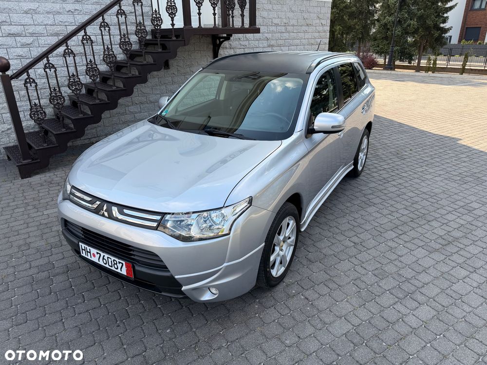 Mitsubishi Outlander 2.2 DI-D 4WD Automatik Instyle - 3