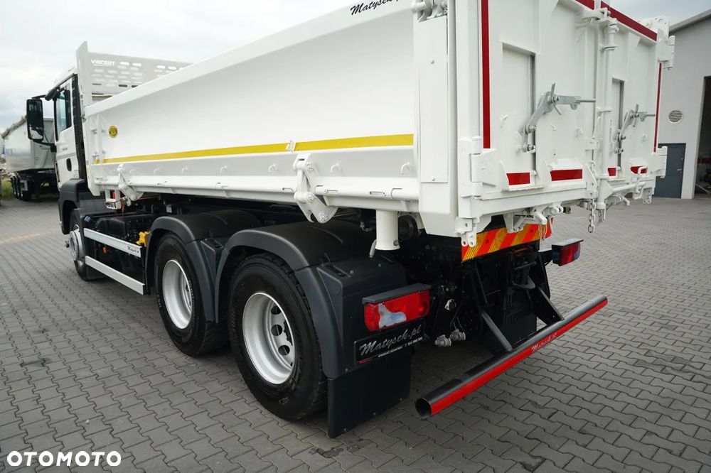 MAN TGS 26.400 / 6X4 / 2 STRONNA WYWROTKA / HYDROBURTA / AUTOMAT / EURO 6 - 17