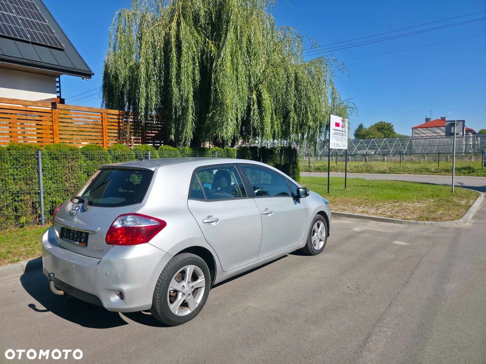 Toyota Auris - 5