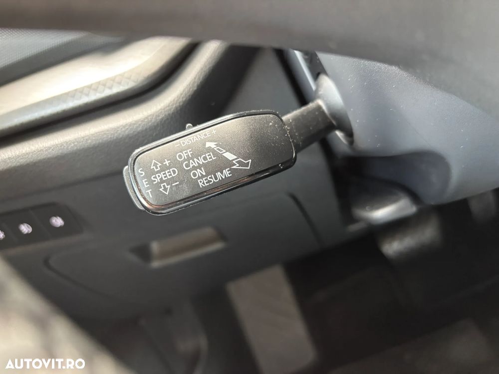 Skoda Octavia 2.0 TDI DSG Ambition - 21