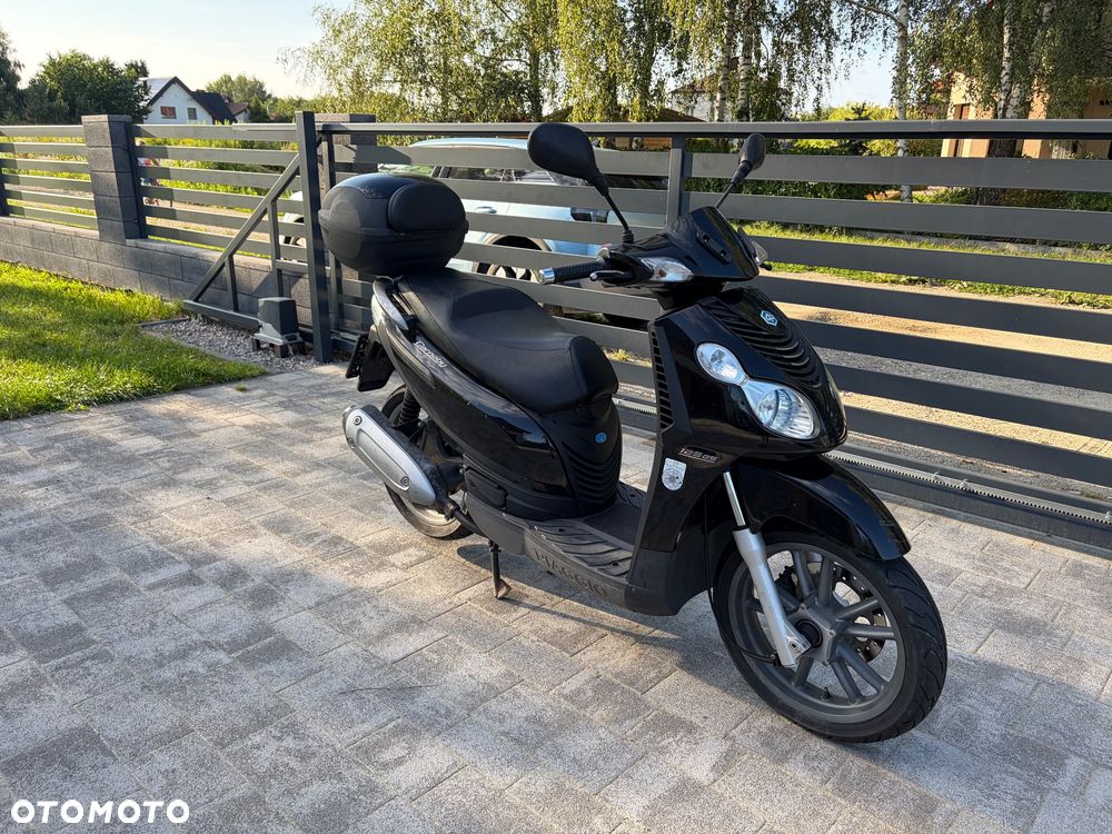 Piaggio Carnaby - 4