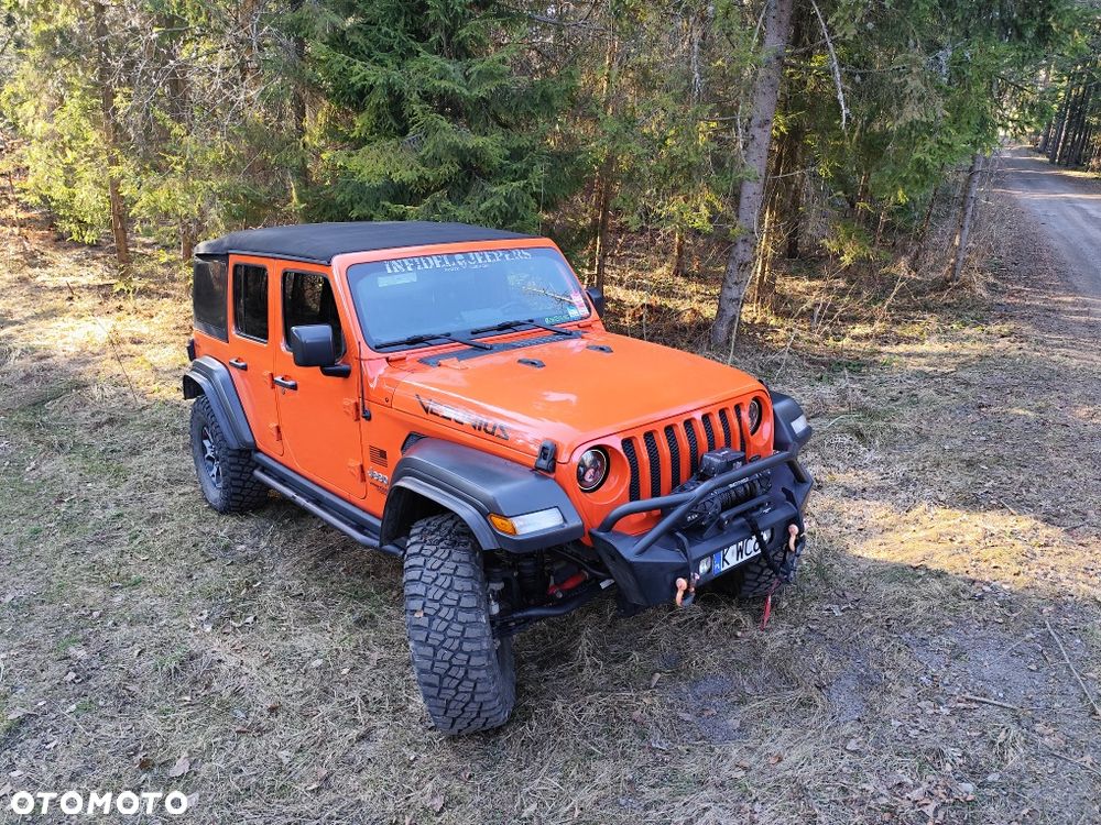 Jeep Wrangler - 1