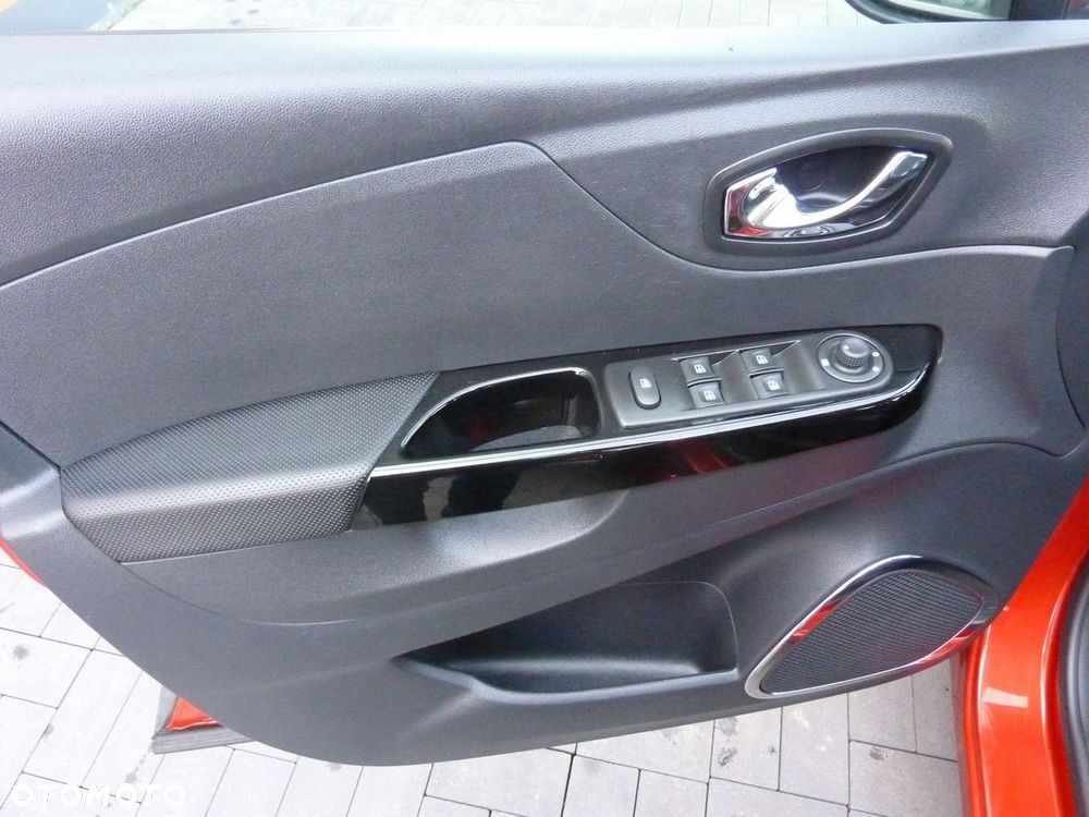 Renault Captur - 34