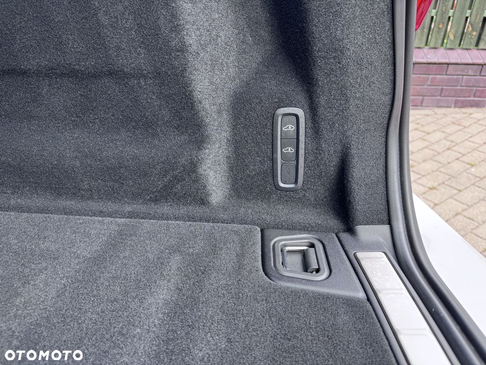 Volvo XC 60 - 8