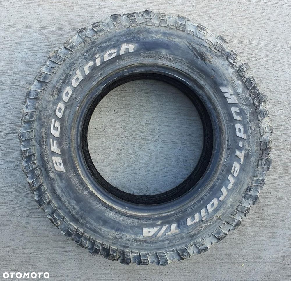 OPONA BFGOODRICH MUD-TERRAIN T/A 235/75/R15 9MM 1SZT - 3