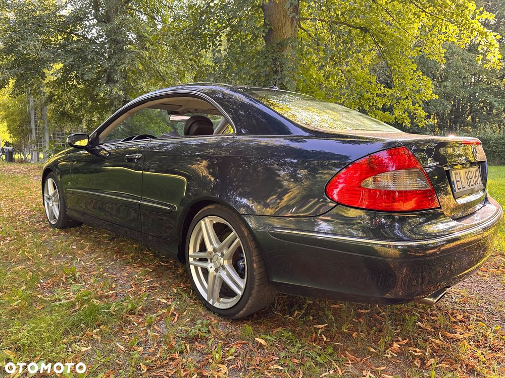 Mercedes-Benz CLK Coupe 350 7G-TRONIC Elegance - 4