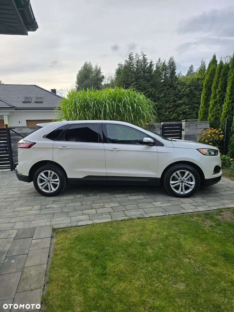 Ford Edge - 4