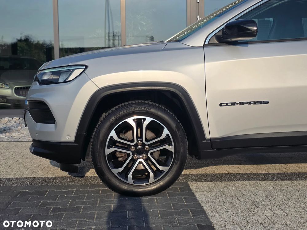 Jeep Compass 1.5 T4 mHEV Limited FWD S&S DCT - 12