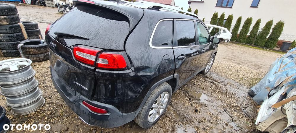 Jeep cherokee KL 15- silnik 3,2 v6  skrzynia biegów maska drzwi zderzak lak PXR - 2