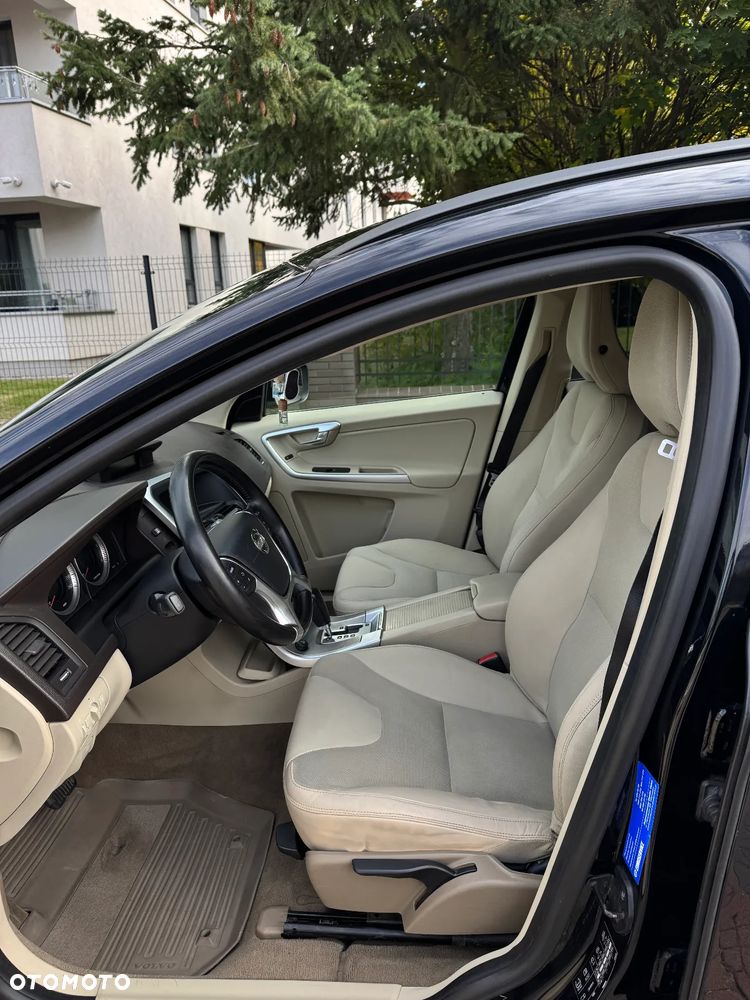 Volvo XC 60 - 10